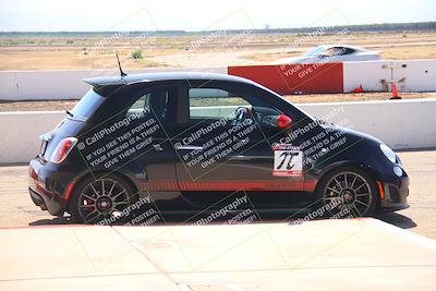 media/Sep-20-2025-Extreme Speed (Sat) [[1fcc23683c]]/Around the Pits/